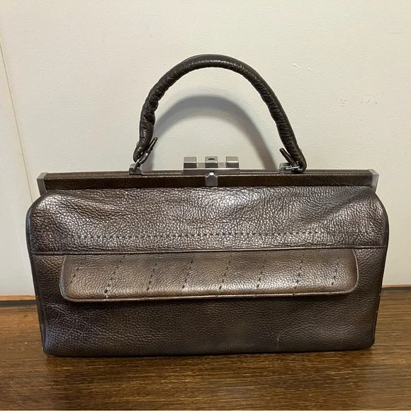 Vintage Normandie Brown Leather Handbag - Picture 2 of 16